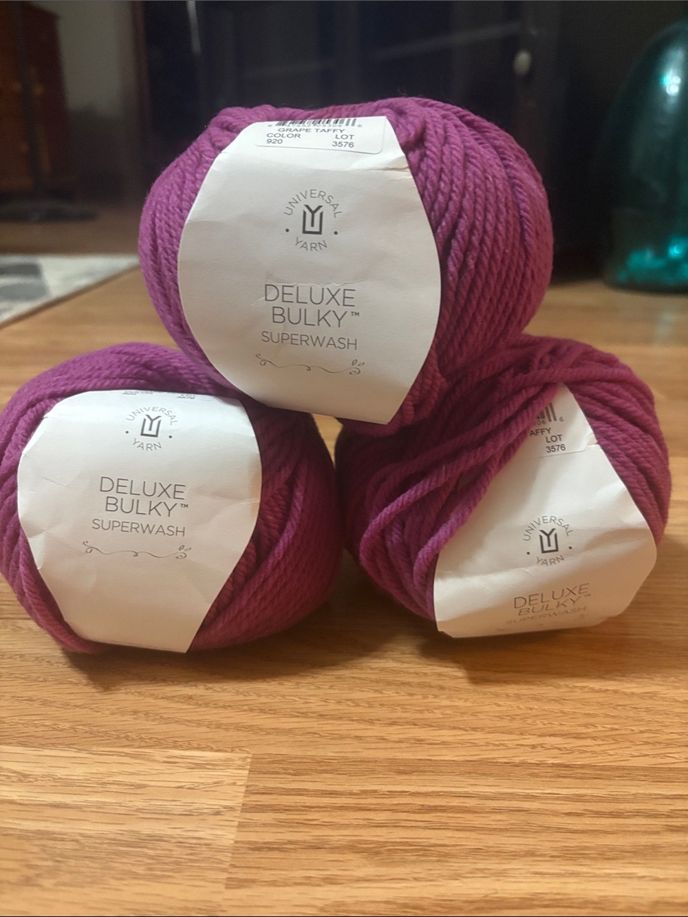 Universal Yarn Deluxe Bulky Superwash ~ 3 Donuts